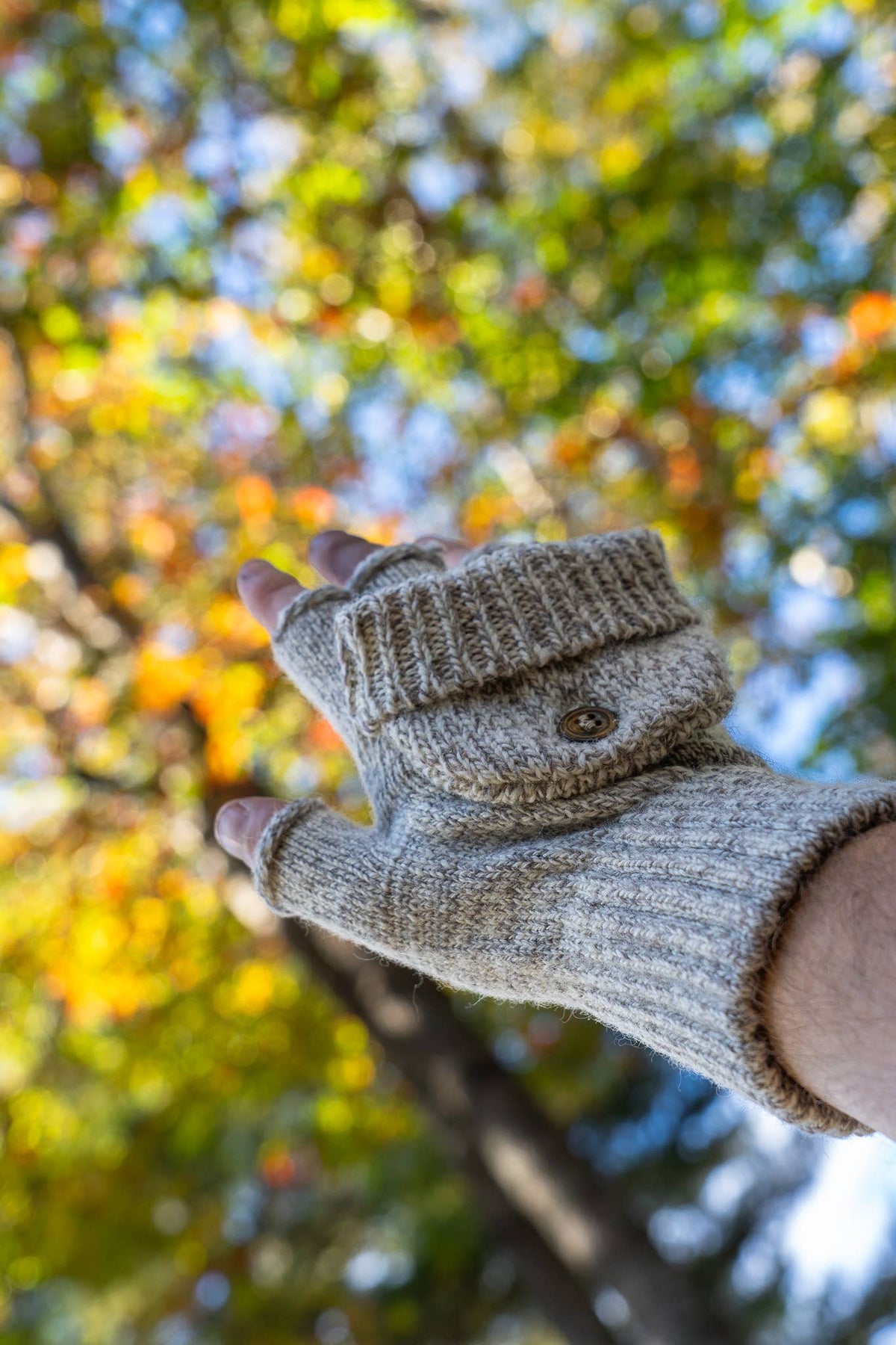 Upcycled Oatmeal Melange Convertible Fingerless Glomitt